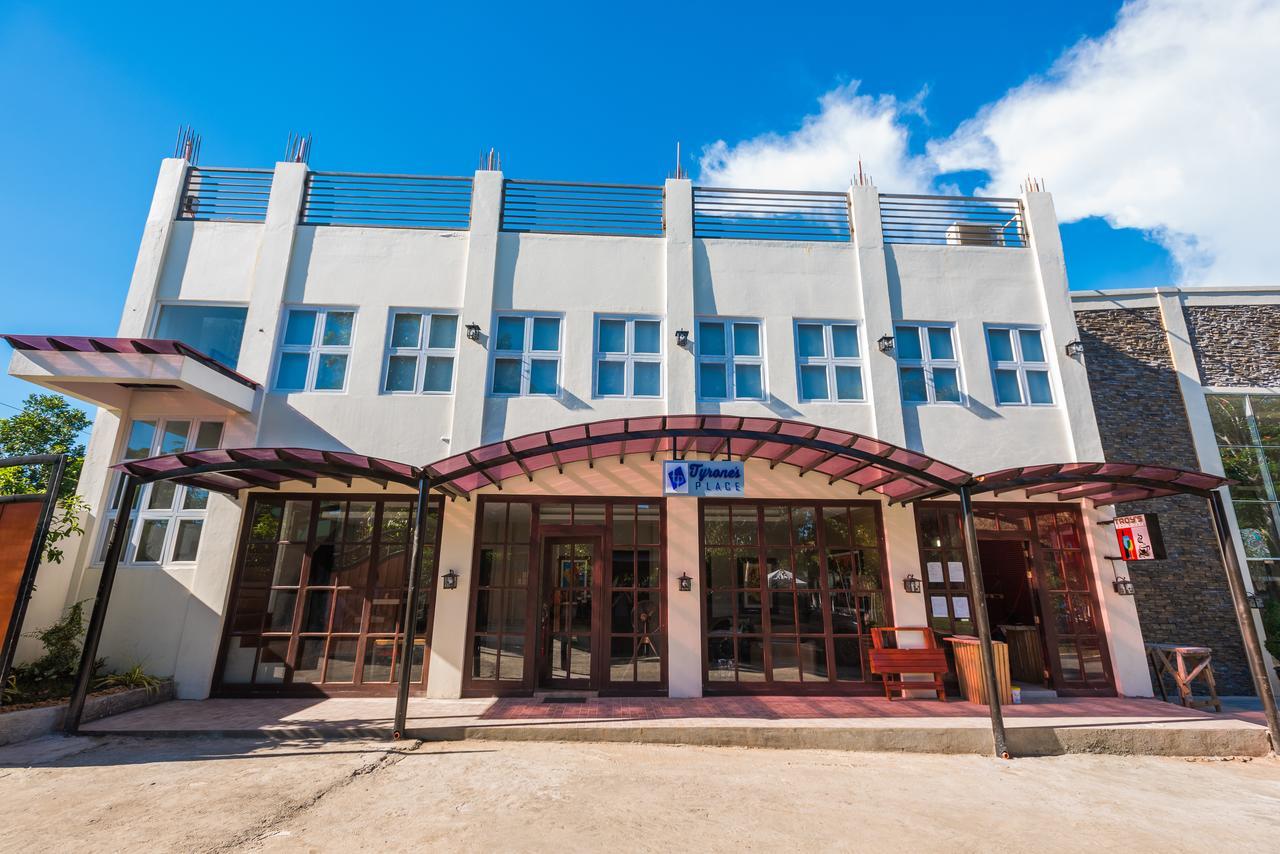 Balai Carmela Hotel Tuguegarão Exterior foto